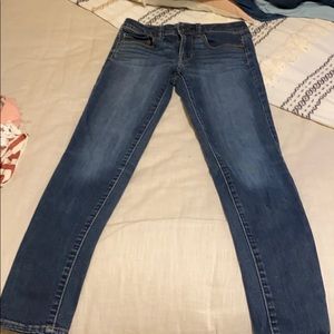 American Eagle blue skinny jeans